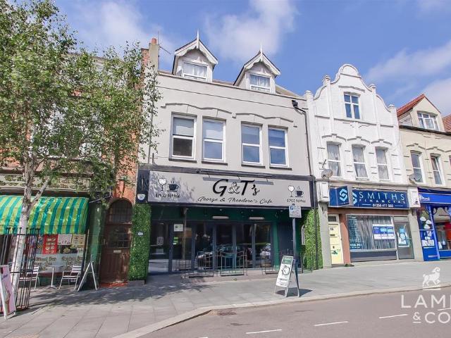 2 bedroom flat for sale