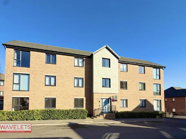 2 bedroom flat for sale