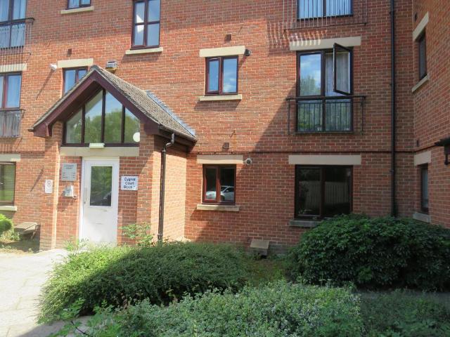 2 bedroom flat for sale