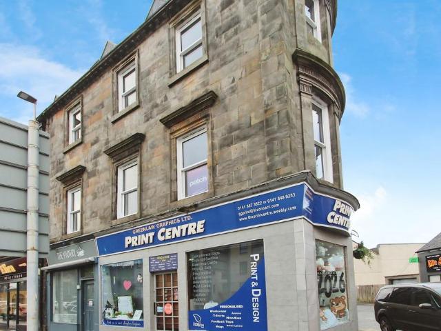 2 bedroom flat for sale