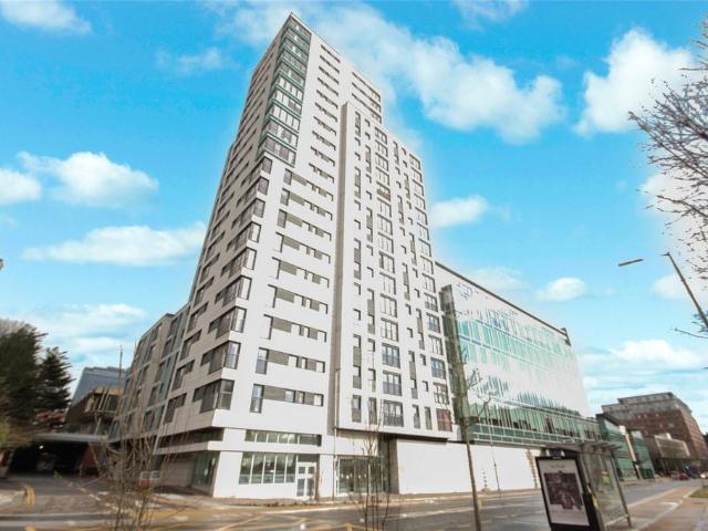 2 bedroom flat for sale