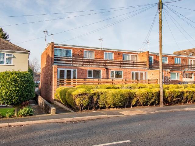 2 bedroom flat for sale
