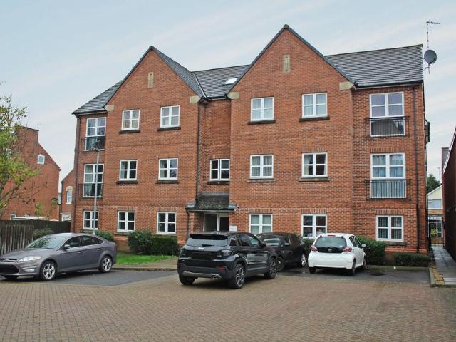 2 bedroom flat for sale