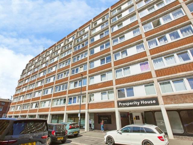 2 bedroom flat for sale