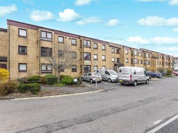 Flat for sale in Shetland - Lift, Equipped kitchen