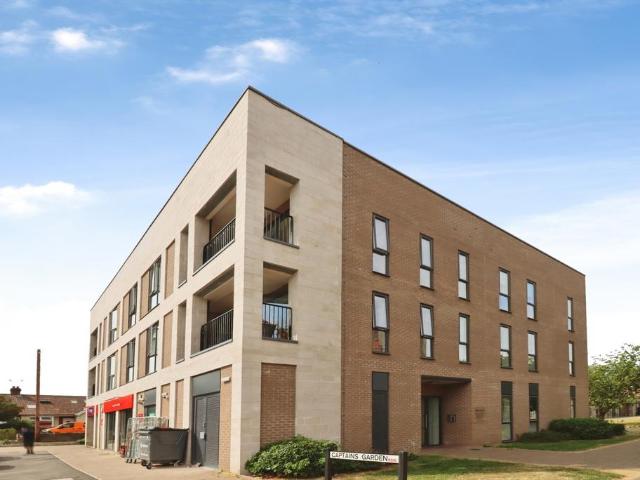 2 bedroom flat for sale