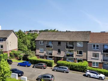 2 bedroom flat for sale