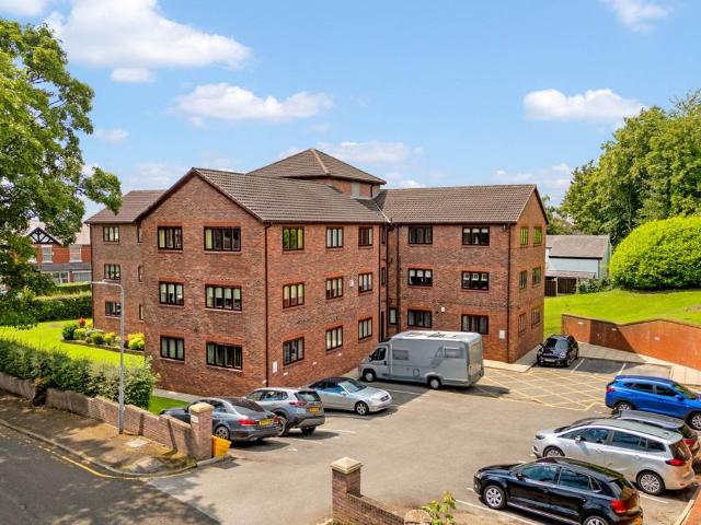 2 bedroom flat for sale