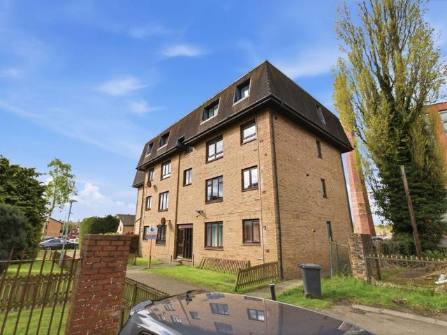 2 bedroom flat for sale