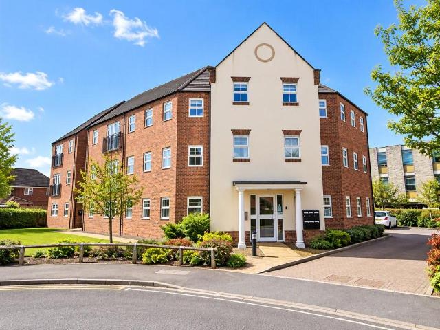 2 bedroom flat for sale
