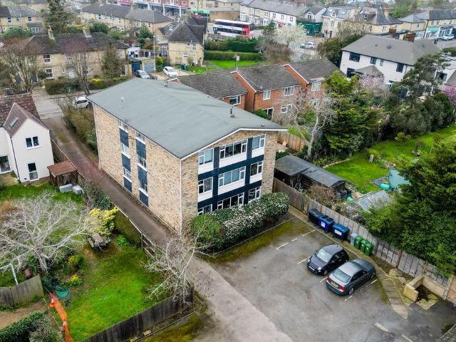2 bedroom flat for sale