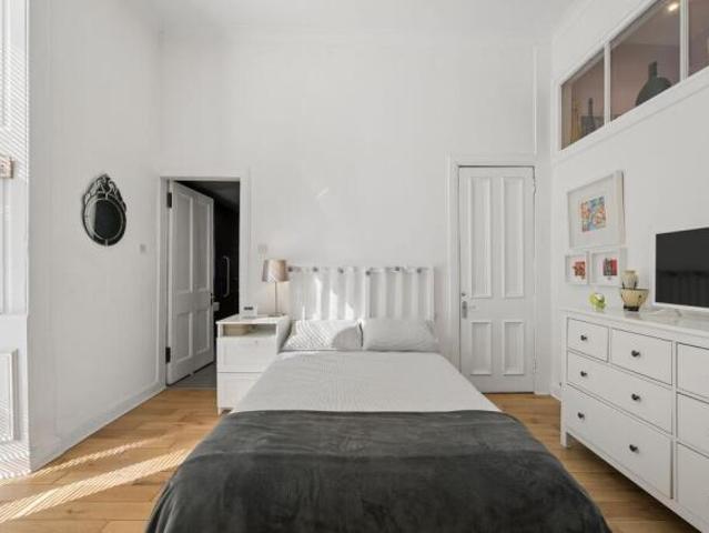 2 bedroom flat for sale in 173 Tantallon Road, Shawlands, G41