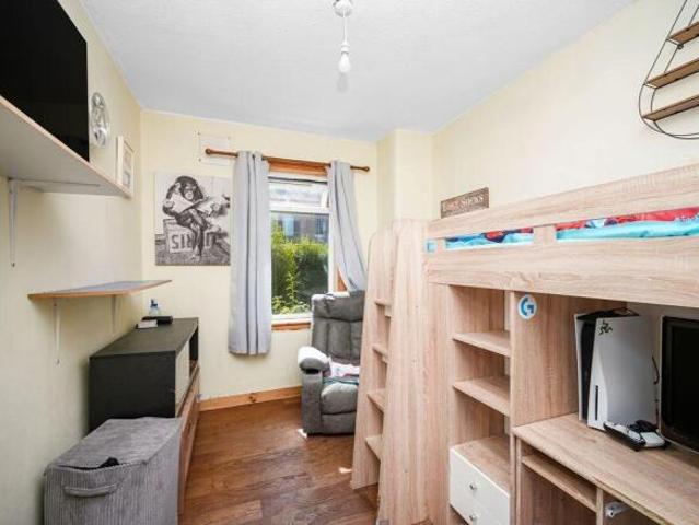 2 bedroom flat for sale in 34 Restalrig Square, Restalrig, Edinburgh, EH7 6EZ, EH7