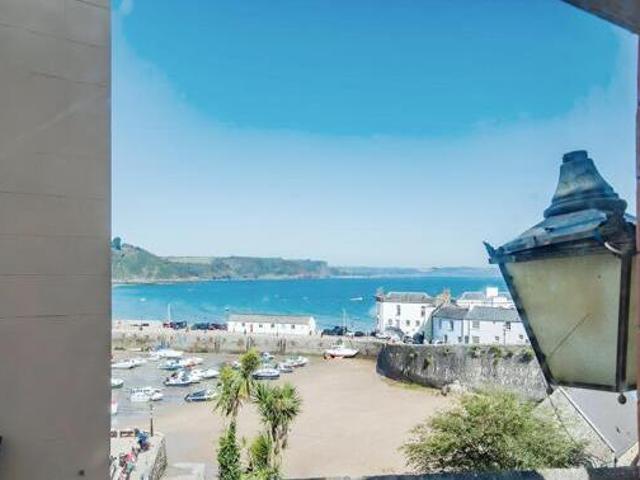 2 Bedroom Flat For Sale In Tenby, Pembrokeshire