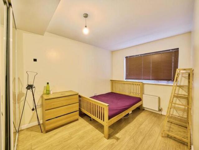 2 bedroom flat for sale in Violet Road, LONDON, E3
