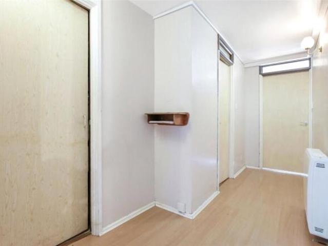 2 bedroom flat for sale in Vicarland Place, Cambuslang, Glasgow, South Lanarkshire, G72