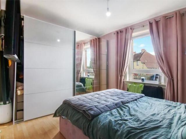 2 bedroom flat for sale in Auchinraith Terrace, Blantyre, Glasgow, South Lanarkshire, G72