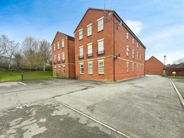 2 Bedroom Flat For Sale In Barnsley, South Yorkshire