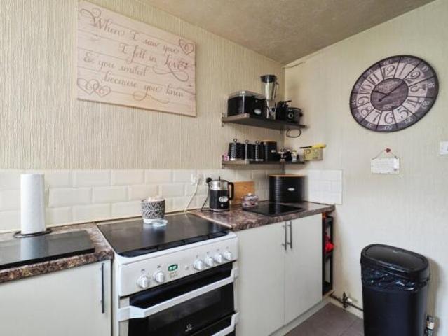 2 bedroom flat for sale in Capitol Court, Wollaton, Nottingham, NG8
