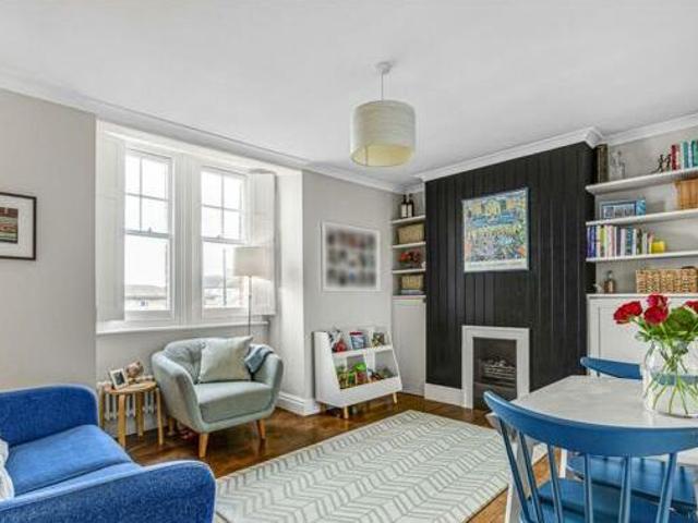 2 Bedroom Flat For Sale In East Sheen