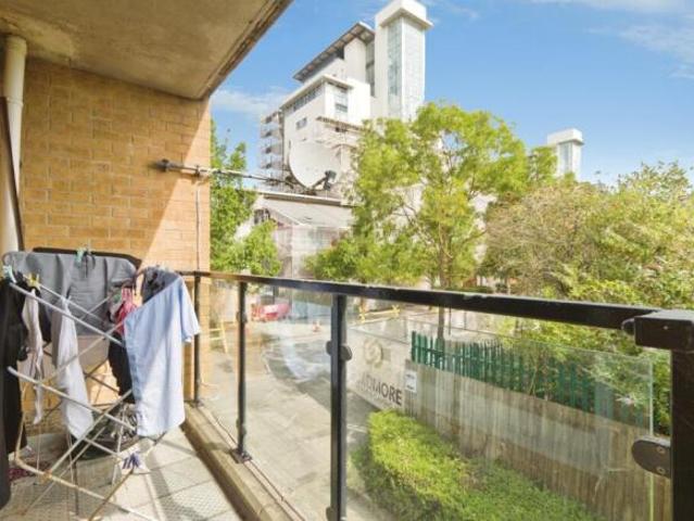 2 bedroom flat for sale in Erebus Drive, LONDON, SE28
