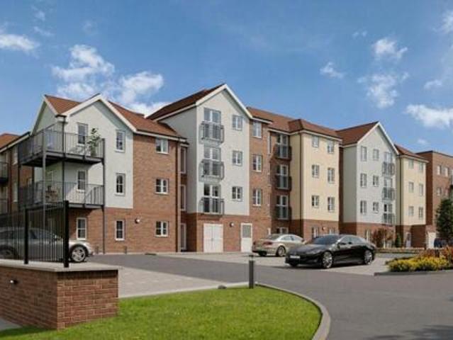 2 Bedroom Flat For Sale In Exmouth, Devon