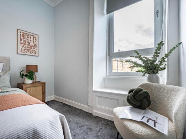 2 bedroom flat for sale in Flat 2/ 136 Roslea Drive, Dennistoun, Glasgow, G31