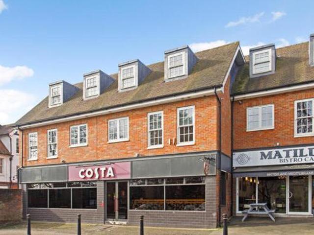 2 Bedroom Flat For Sale In Great Missenden