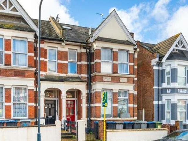 2 Bedroom Flat For Sale In Harlesden, London