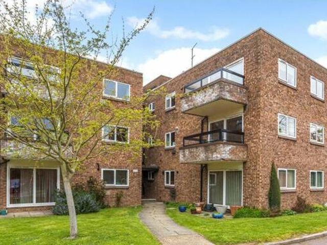 2 Bedroom Flat For Sale In Harpenden