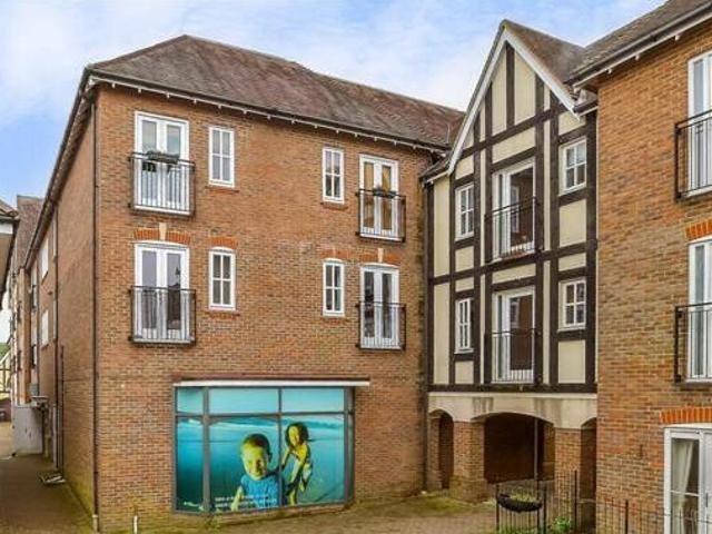 2 Bedroom Flat For Sale In Haywards Heath