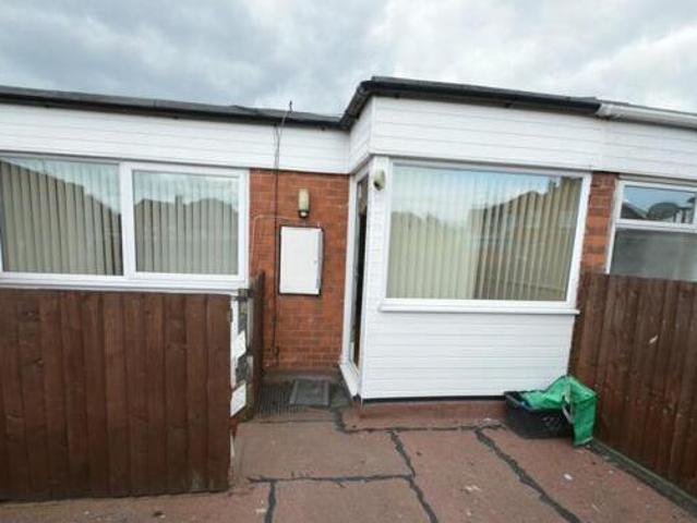 2 Bedroom Flat For Sale In Kingswinford