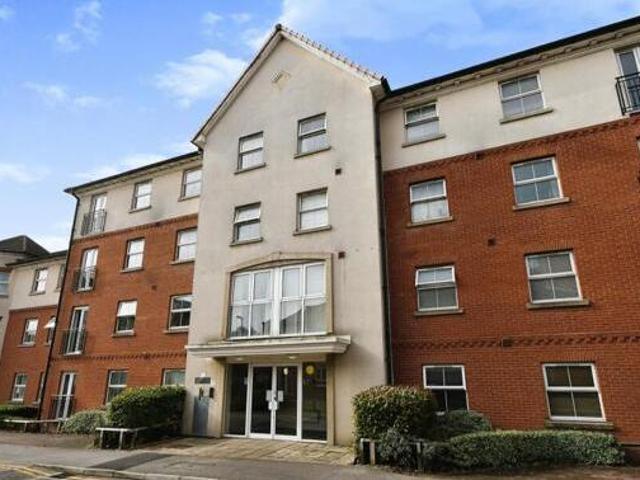 2 Bedroom Flat For Sale In Lincoln, Lincolnshire
