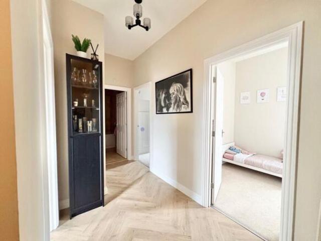 2 bedroom flat for sale in Newport Road, New Bradwell, MK13