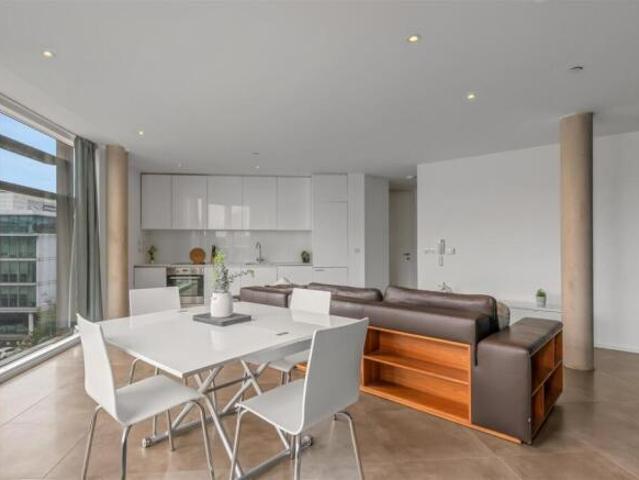 2 bedroom flat for sale in Nottingham One, Canal Street, The City, Nottingham, NG1 7HP, NG1