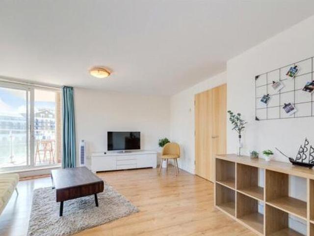 2 Bedroom Flat For Sale In Poplar
