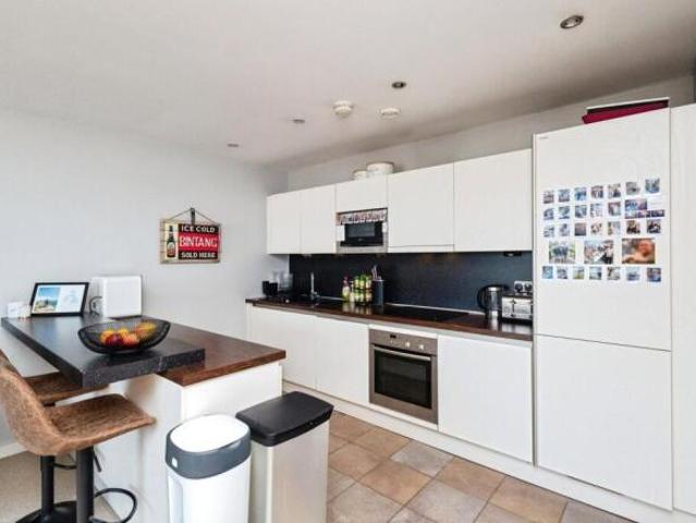 2 bedroom flat for sale in Potato Wharf, Manchester, Greater Manchester, M3