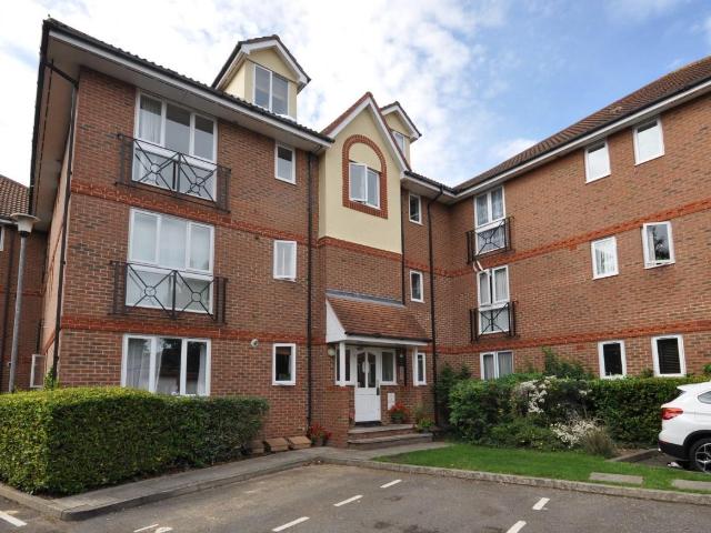 2 Bedroom Flat for rent at Abraham Court, St Marys Lane Upminster Essex
