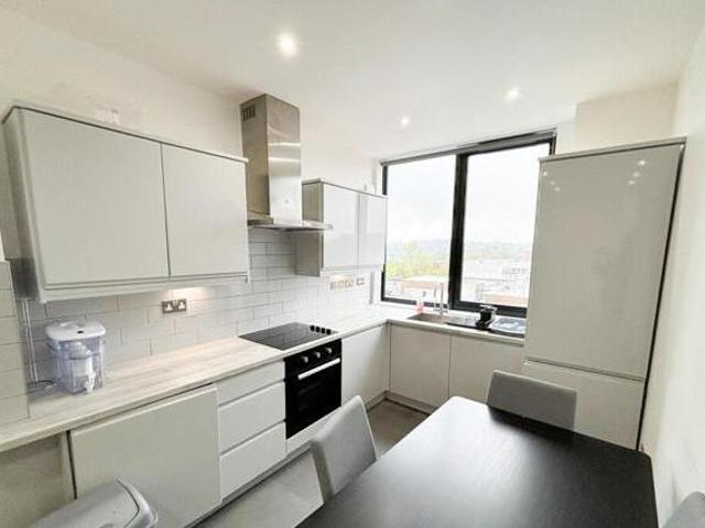 2 Bedroom Flat For Rent In 4 Parade, Sutton Coldfield