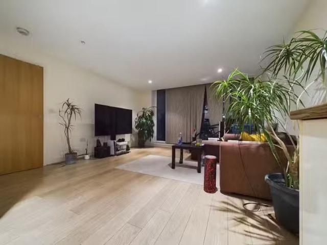 2 bedroom flat for rent in 1 Basin Approach, London, E16
