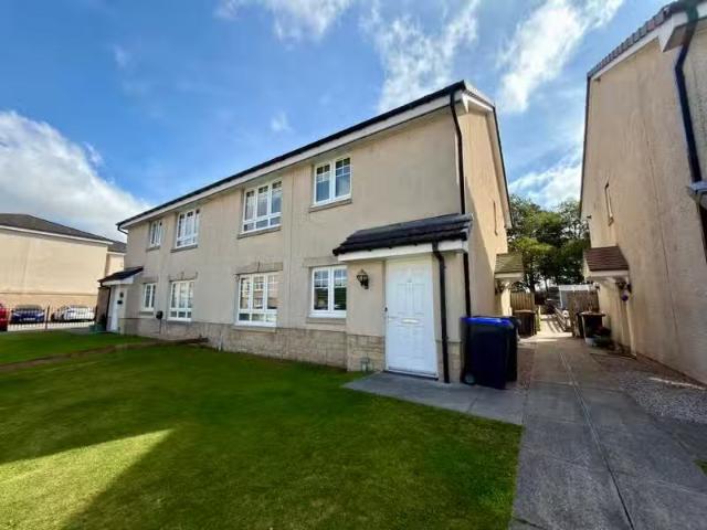 2 bedroom flat for rent in 23 Mackie Place, Elrick, Westhill.