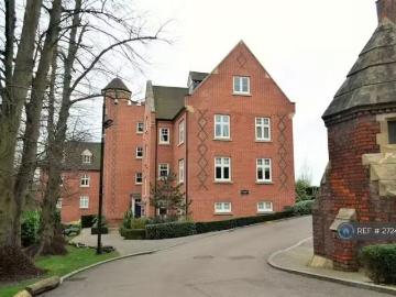 2 bedroom flat for rent in The Galleries, Warley, Brentwood, C.