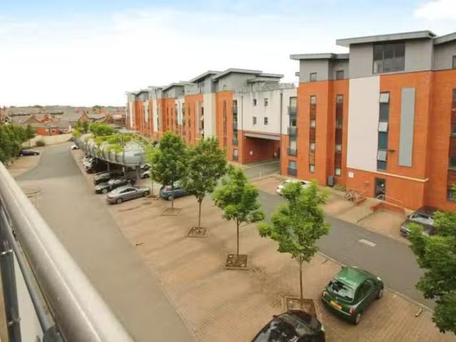 2 bedroom flat for rent in The Quarter, Egerton Street, Cheste.