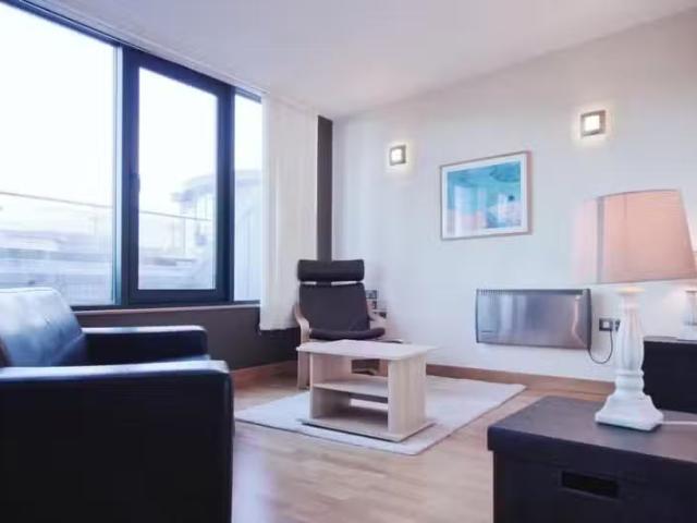 2 bedroom flat for rent in Victoria Mills, Salts Mill Road, Sh.