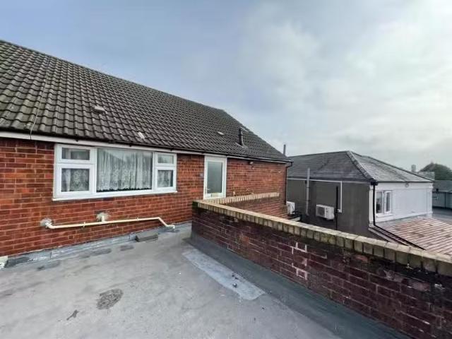 2 bedroom flat for rent in Westhill Road, Coundon, Coventry, CV6