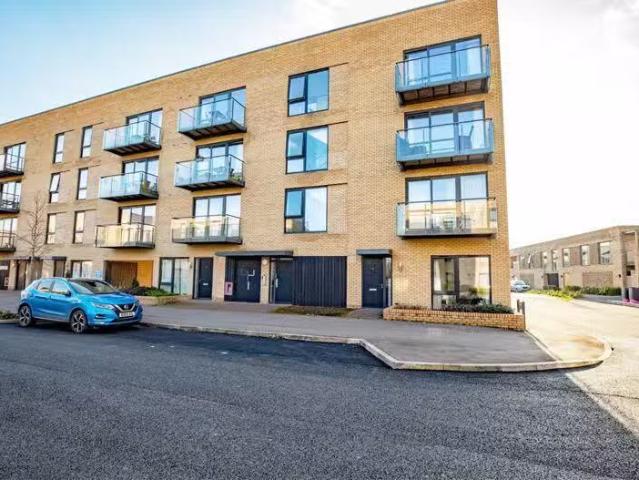 2 bedroom flat for rent in Whittle Avenue, Trumpington, Cambri.