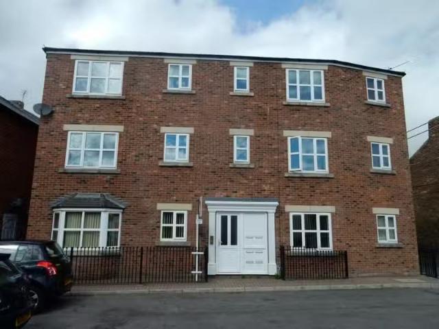 2 bedroom flat for rent in Addison Street, Crook, County Durha.