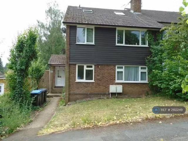 2 bedroom flat for rent in Adele Avenue, Welwyn, AL6