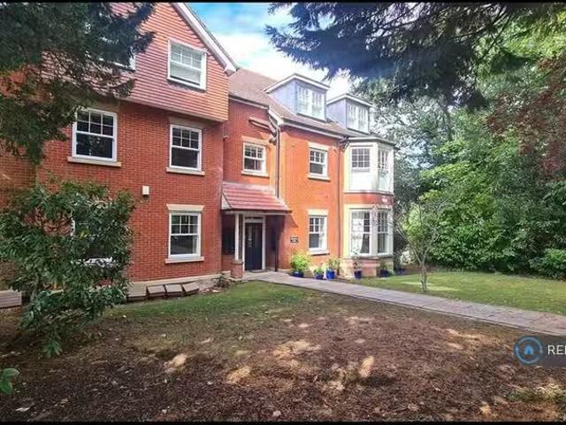2 bedroom flat for rent in Allingham Court, Bromley, BR2