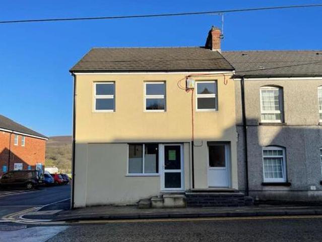 2 Bedroom Flat For Rent In Ammanford
